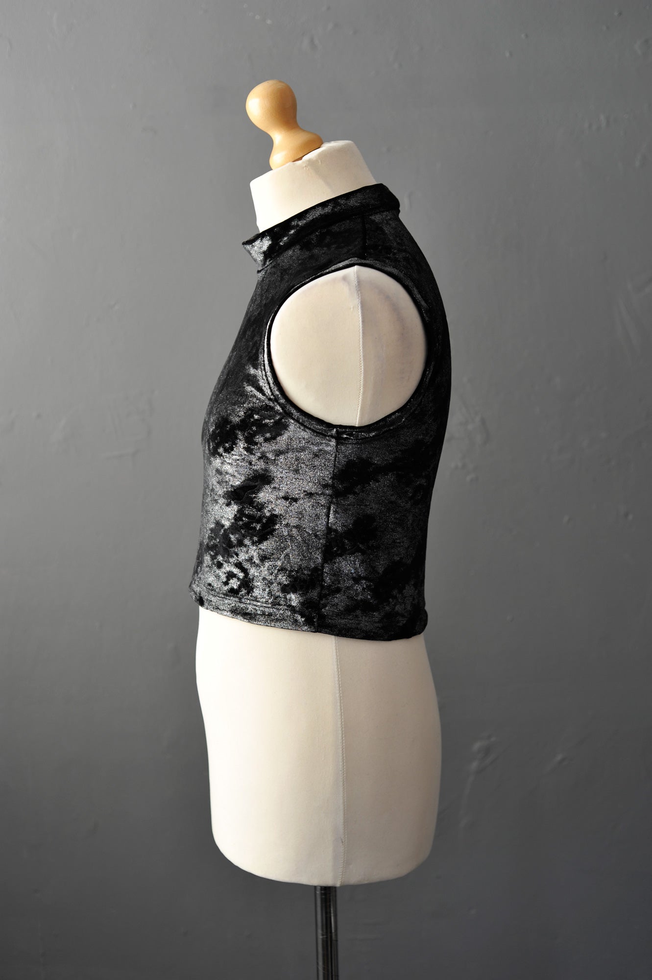 Mens Silver Velvet Crop Top