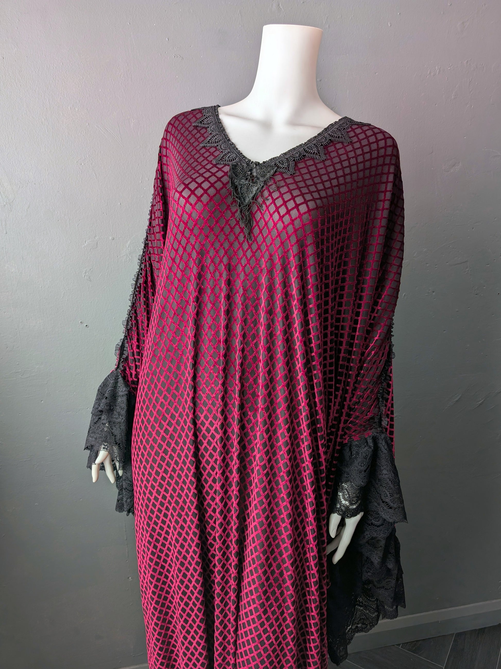 Vampire Boudoir Gown with black lace sleeves
