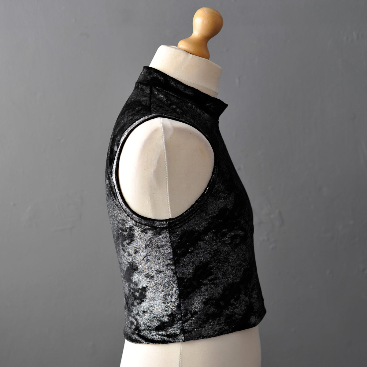 Mens Silver Velvet Crop Top