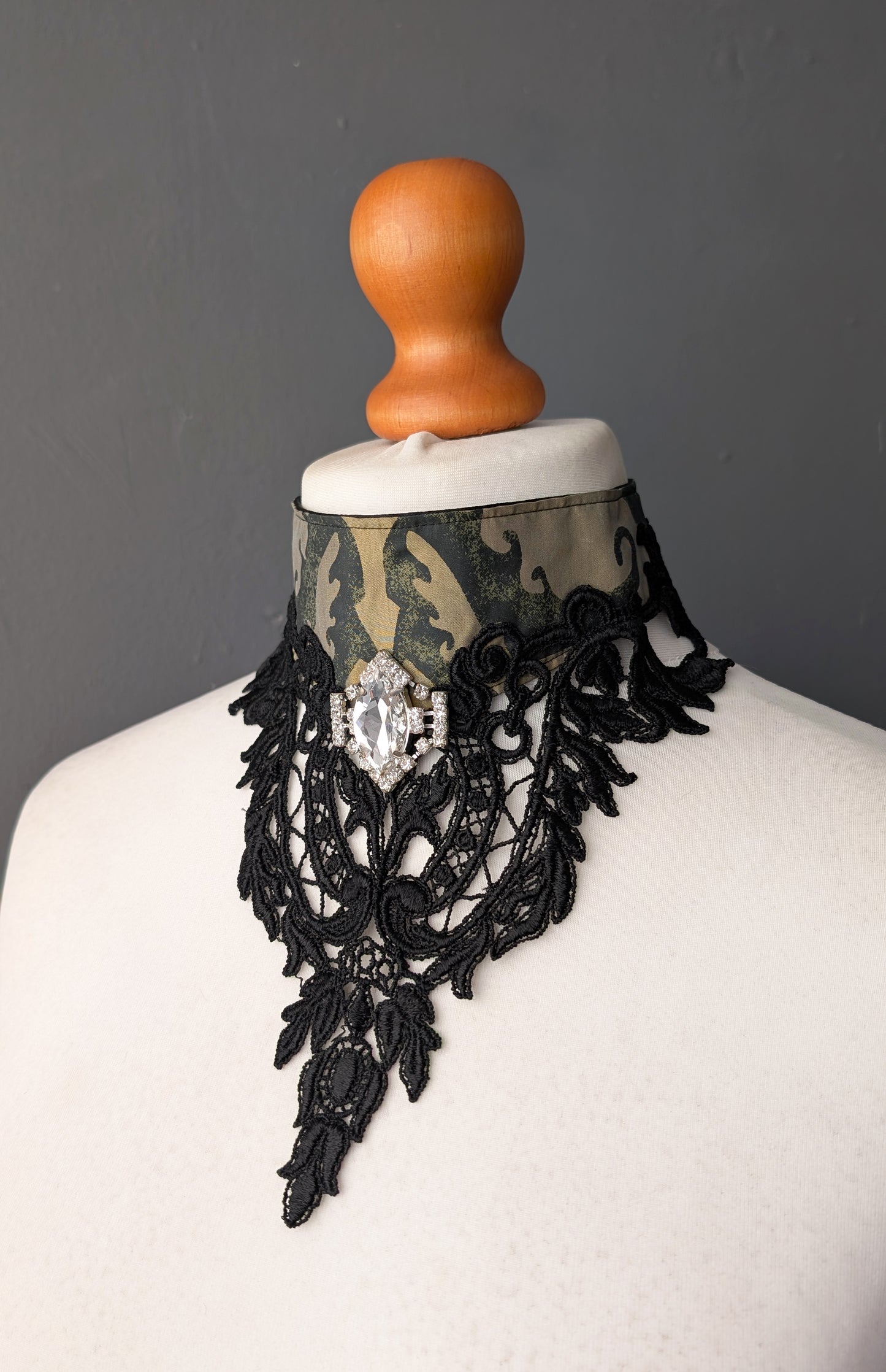 Green silk choker collar with black lace