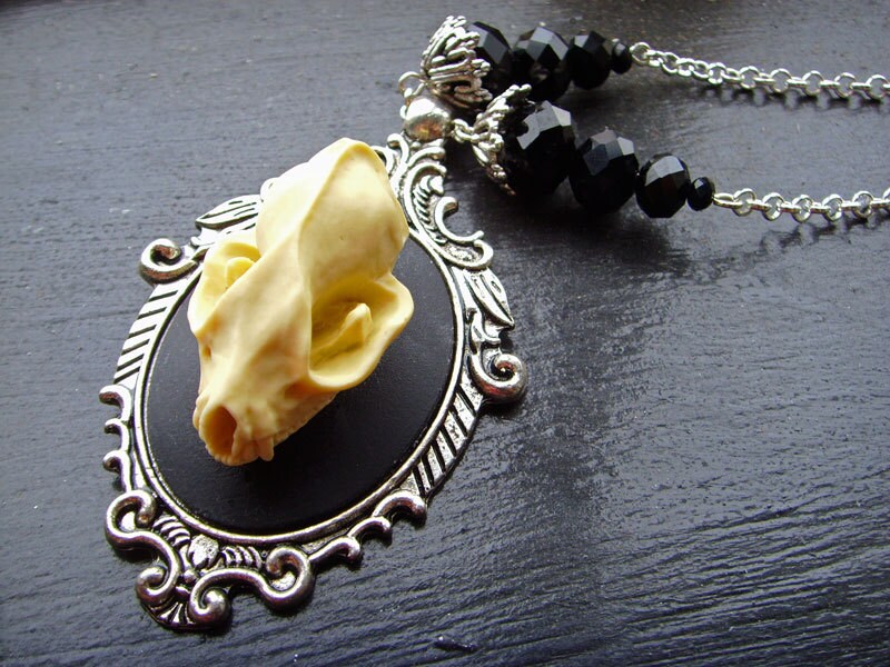 Bat Skull Necklace, Goth Bat Accessories, Macabre Animal Cameo Jewellery
