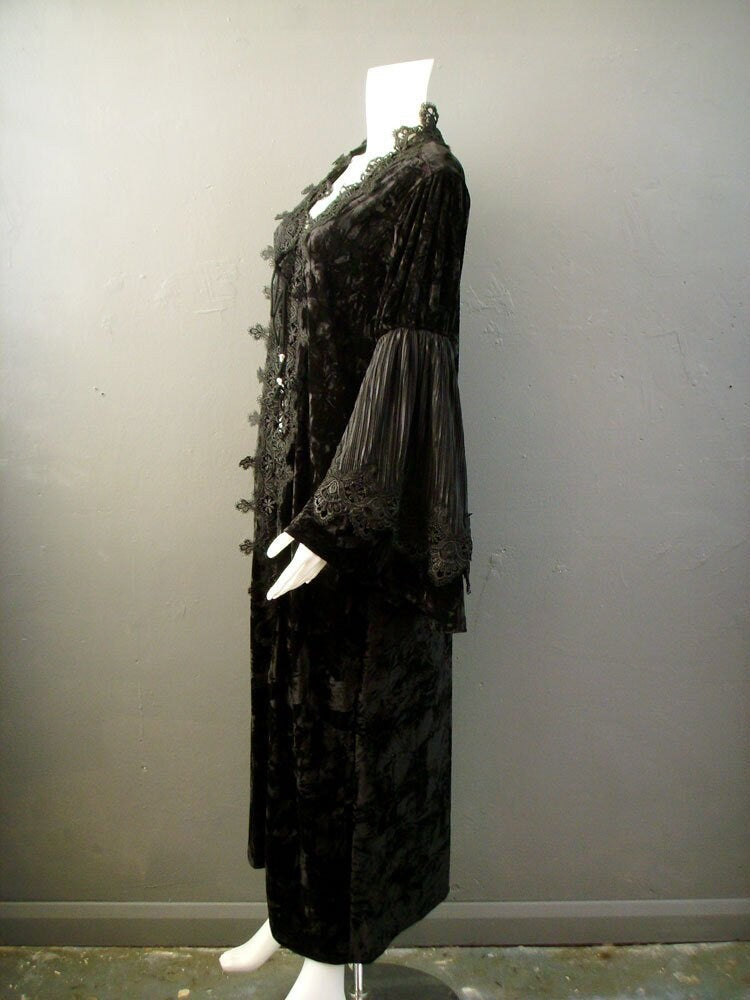 Gothic Velvet Duster Coat, Long Witchy Robe with Bell Sleeves, Small to Plus Size